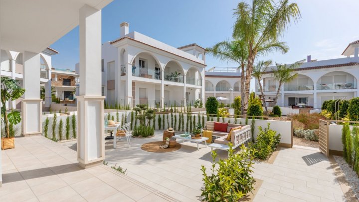 Hier ist Ihr neues Haus mitten im Paradies an der Costa Blanca