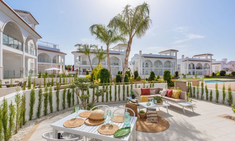 Hier ist Ihr neues Haus mitten im Paradies an der Costa Blanca
