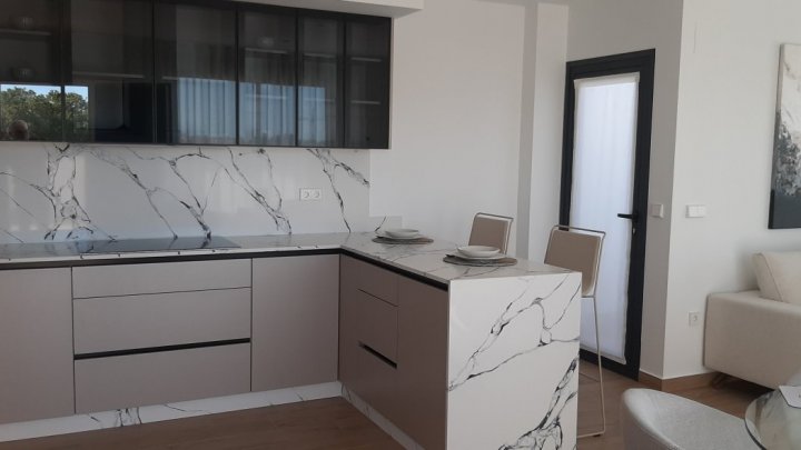 Villen mit Einliegerwohnung in Top Lage Nähe Golfplatz