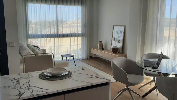 Villen mit Einliegerwohnung in Top Lage Nähe Golfplatz