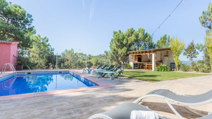 Espagne Costa Brava maison de vacances avec piscine privée près de Lloret de Mar à vendre