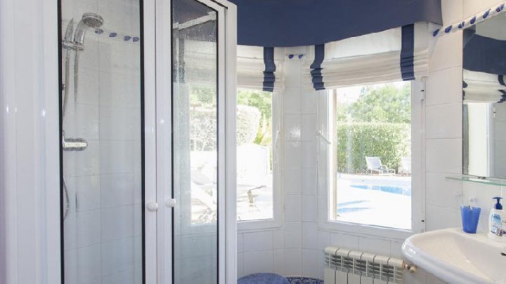 Beautiful villa with private pool and sea views for sale in Spain Costa Blanca Altea