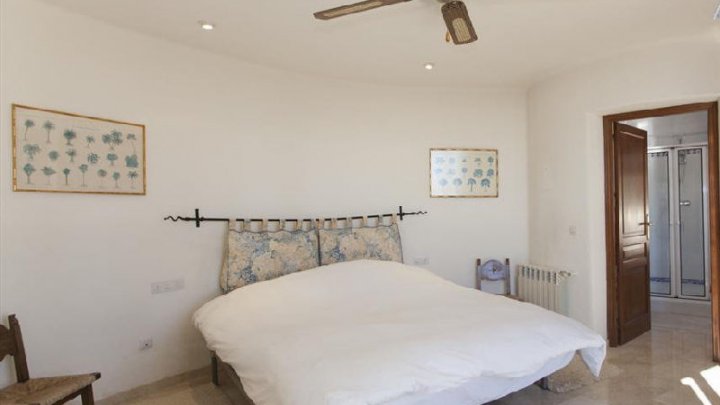Beautiful villa with private pool and sea views for sale in Spain Costa Blanca Altea