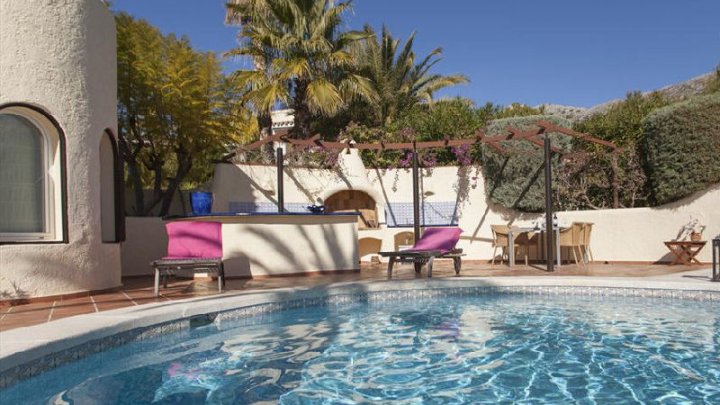 Beautiful villa with private pool and sea views for sale in Spain Costa Blanca Altea