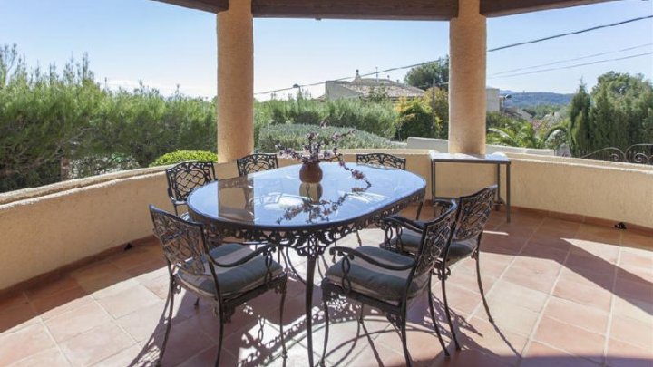 Beautiful villa with private pool and sea views for sale in Spain Costa Blanca Altea