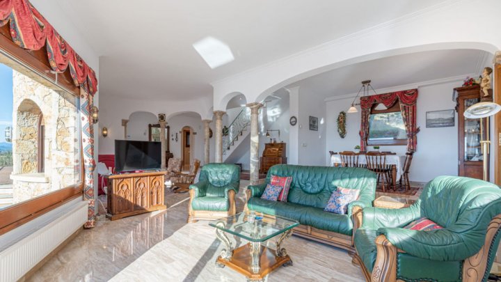 Maison de vacances exclusive à vendre Espagne Costa Brava - piscine privée et vue mer sur la baie de Rosas