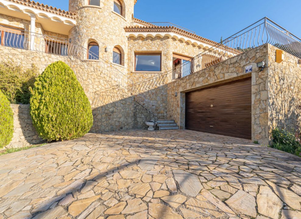 Exklusives Ferienhaus kaufen Spanien Costa Brava