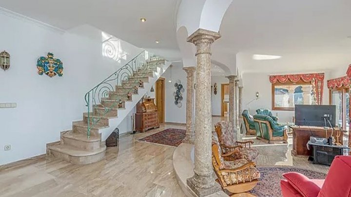 Villa de rêve avec vue spectaculaire sur la baie de Roses