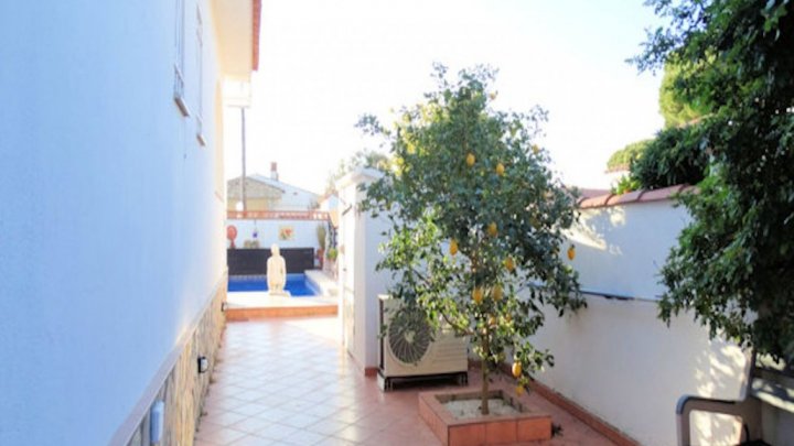Spanien Costa Brava, schönes Ferienhaus mit privatem Pool in L`Escala