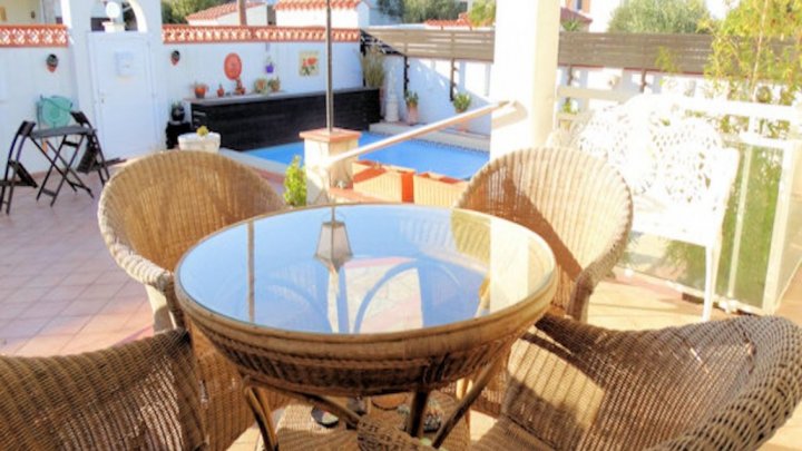 Spanien Costa Brava, schönes Ferienhaus mit privatem Pool in L`Escala