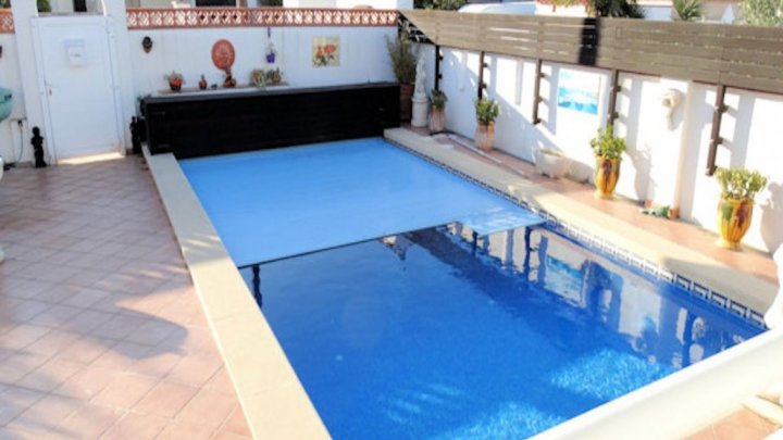 Spanien Costa Brava, schönes Ferienhaus mit privatem Pool in L`Escala