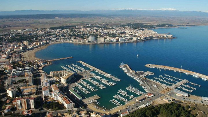 Spanien Costa Brava, schönes Ferienhaus mit privatem Pool in L`Escala