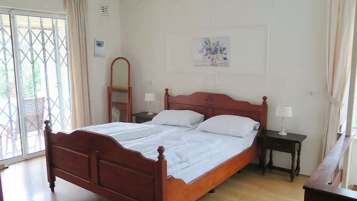 Casa de vacaciones con piscina privada en venta en Roses, Costa Brava