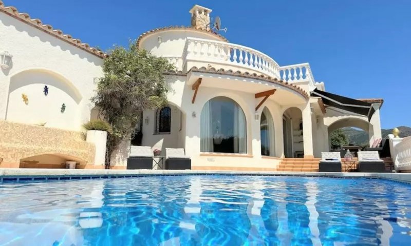 Maison de vacances avec piscine privée en Espagne - Costa Brava - Roses à vendre