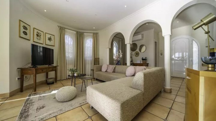 Maison de vacances avec piscine privée en Espagne - Costa Brava - Roses à vendre