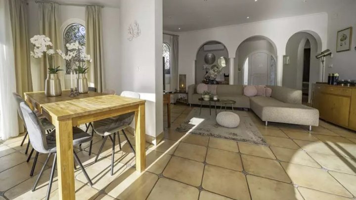 Maison de vacances avec piscine privée en Espagne - Costa Brava - Roses à vendre