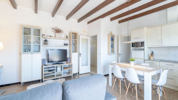 Villa de vacances en Espagne sur la Costa Brava avec piscine privée et vue sur la baie de Rosas