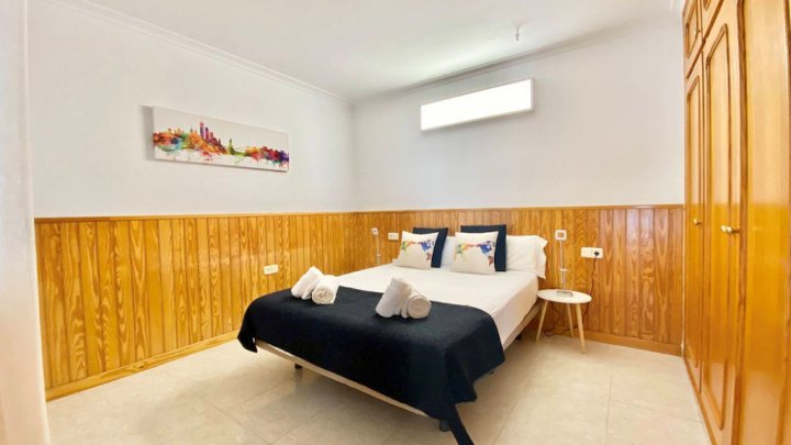 Luxusvilla mit spektakulärem Meerblick und Touristenlizenz in Roses (Costa Brava)