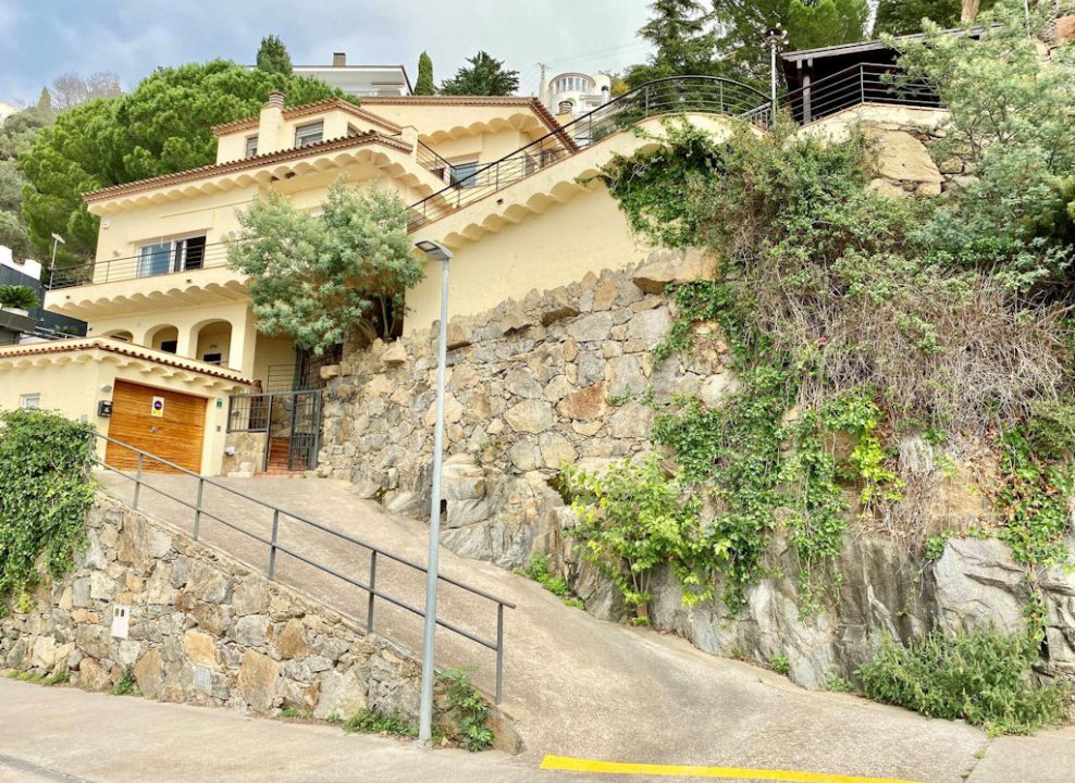 Spanien Ferienhaus zum Verkauf in Roses Costa Brava