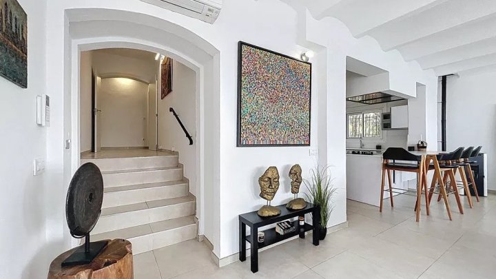 Propriété de luxe méditerranéenne avec vue imprenable sur la mer à vendre