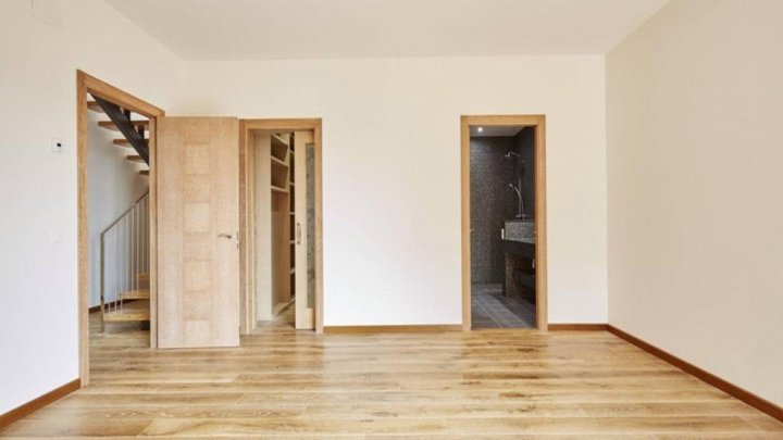 Maison neuve moderne avec piscine dans un emplacement privilégié à Lloret de Mar – Costa Brava