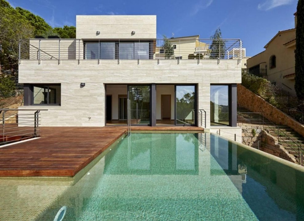 Neubau Feienhaus Lloret de Mar - Spanien kaufen