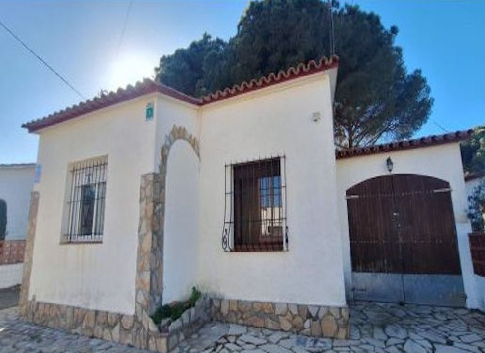 Freistehendes Ferienhaus in L’Escala an der Costa Brava