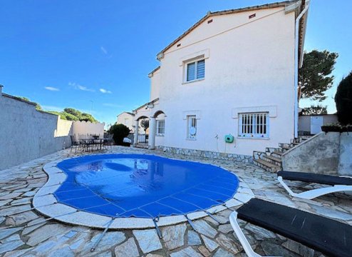 l'Escala Ferienhaus an der Costa Brava mit privatem Pool