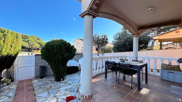 Ferienhaus in l'Escala an der Costa Brava mit privatem Pool – erleben Sie mediterranes Lebensgefühl pur!