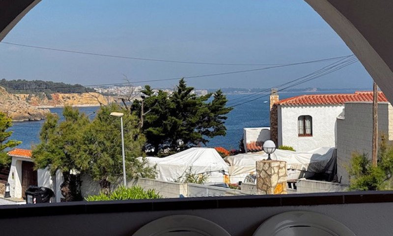 Traumhafte Ferienvilla in L’Escala – Zwei Wohneinheiten, Pool, Jacuzzi & Meerblick
