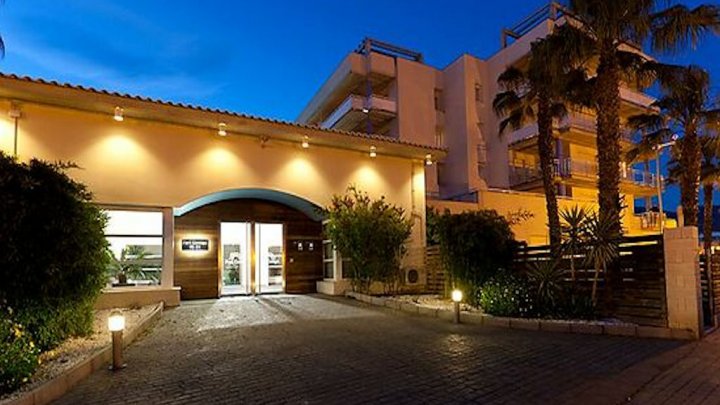 Appartement mit Hafenblick in Santa Margarita – Roses – Spanien - Gemeinschaftspool