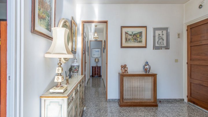 Edificio de apartamentos en venta en Figueres, Cataluña