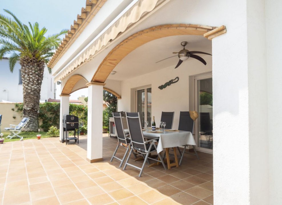 Spanien Fereinhaus in Südlage an der Costa Brava