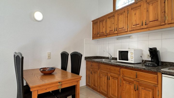 Villa de vacaciones con piscina privada en España en la Costa Brava en Sant Martí d'Empúries cerca de l'Escala