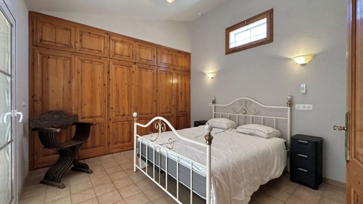 Villa de vacaciones con piscina privada en España en la Costa Brava en Sant Martí d'Empúries cerca de l'Escala