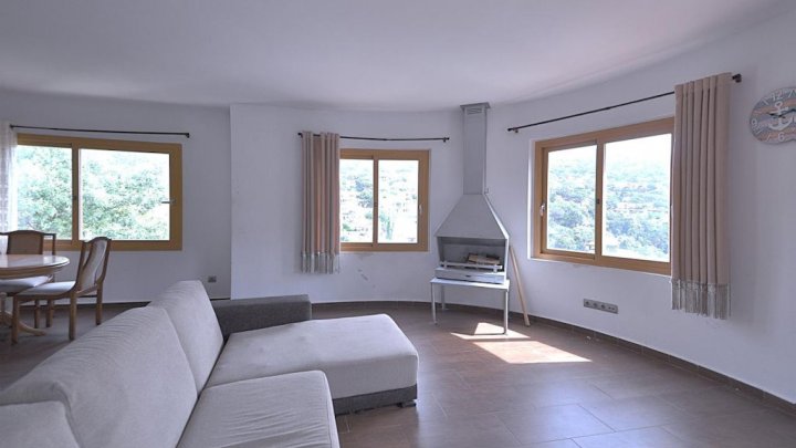 Spain holiday home for sale in the bay of Cala Canyelles on the Costa Brava near Lloret de Mar