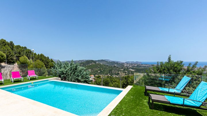 Spanien Costa Blanca Ferienhaus in Calpe mit Meerblick und privatem Pool zu verkaufen