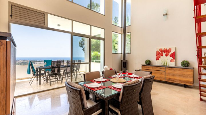 Spain Costa Blanca Villa for sale in Calpe with sea views and private pool