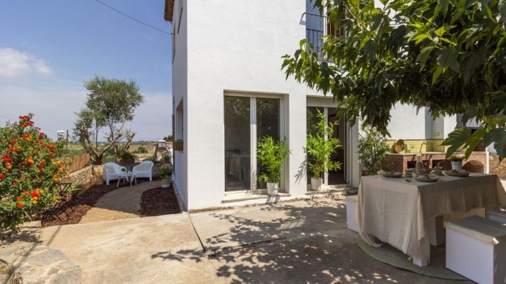 Beautiful detached house for sale in Spain in Catalonia in Bellcaire d'Empordà