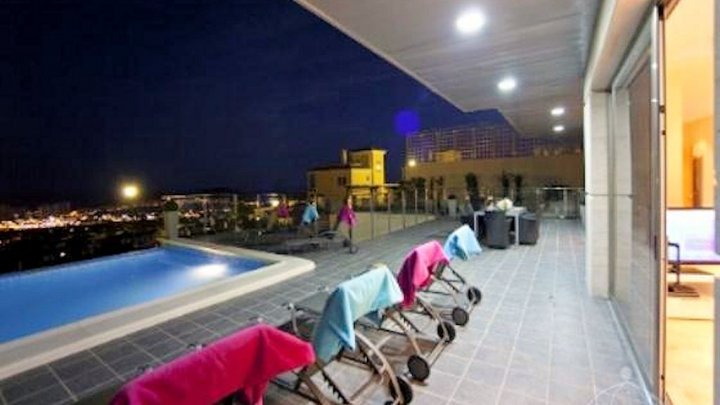 Espagne Costa Blanca près de Benidorm maison exclusive piscine privée et vue fantastique sur la mer