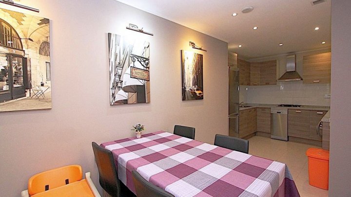 High quality holiday home for sale near Lloret de Mar Costa Brava Spain