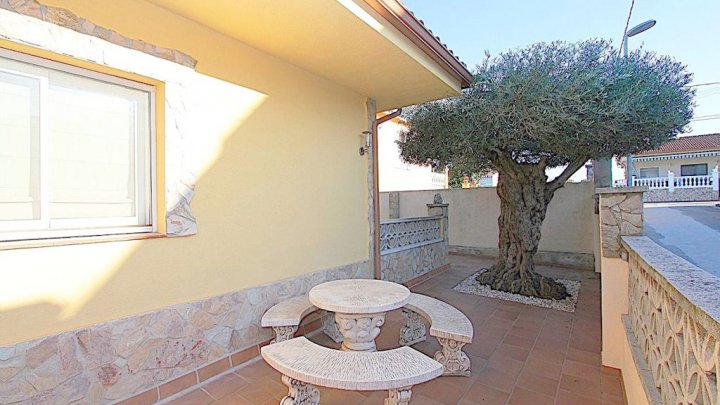 High quality holiday home for sale near Lloret de Mar Costa Brava Spain
