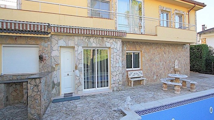 High quality holiday home for sale near Lloret de Mar Costa Brava Spain